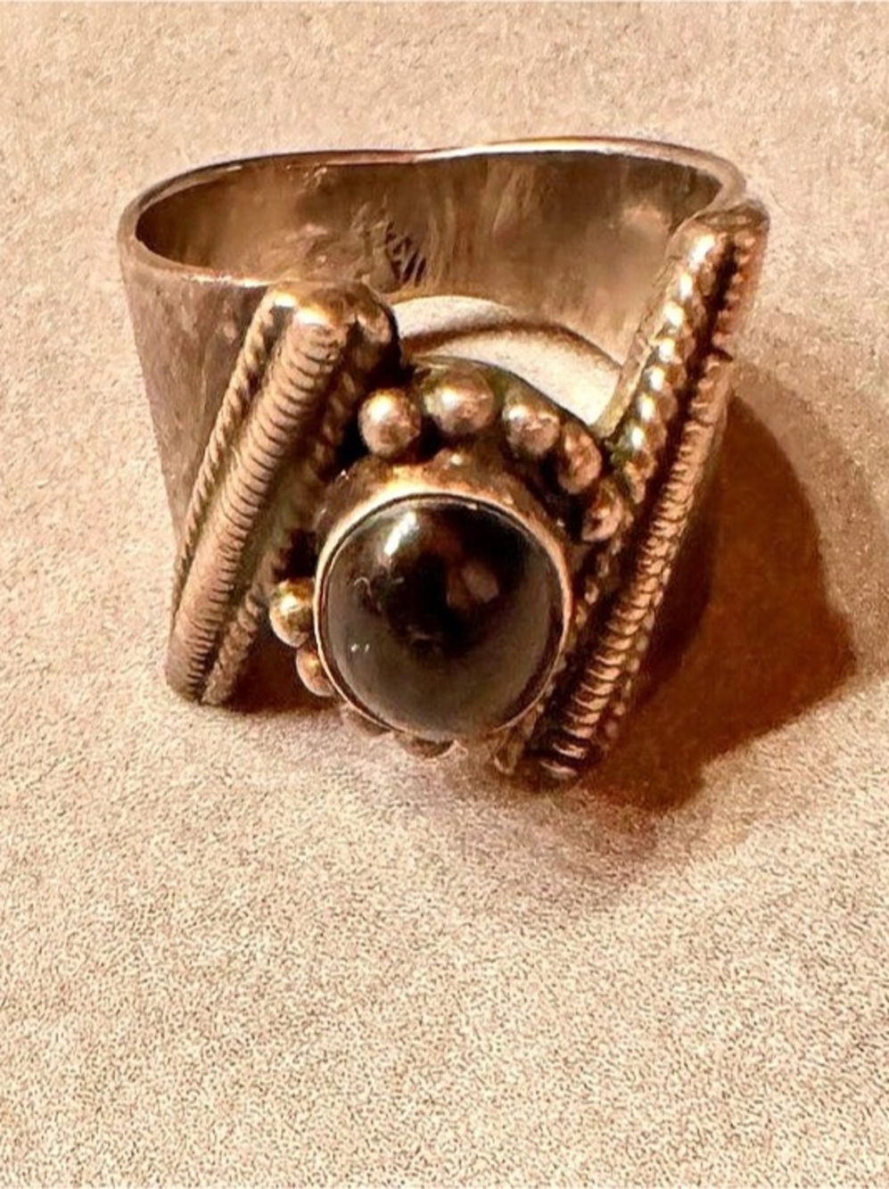 Statement Ring in Brown & Gold